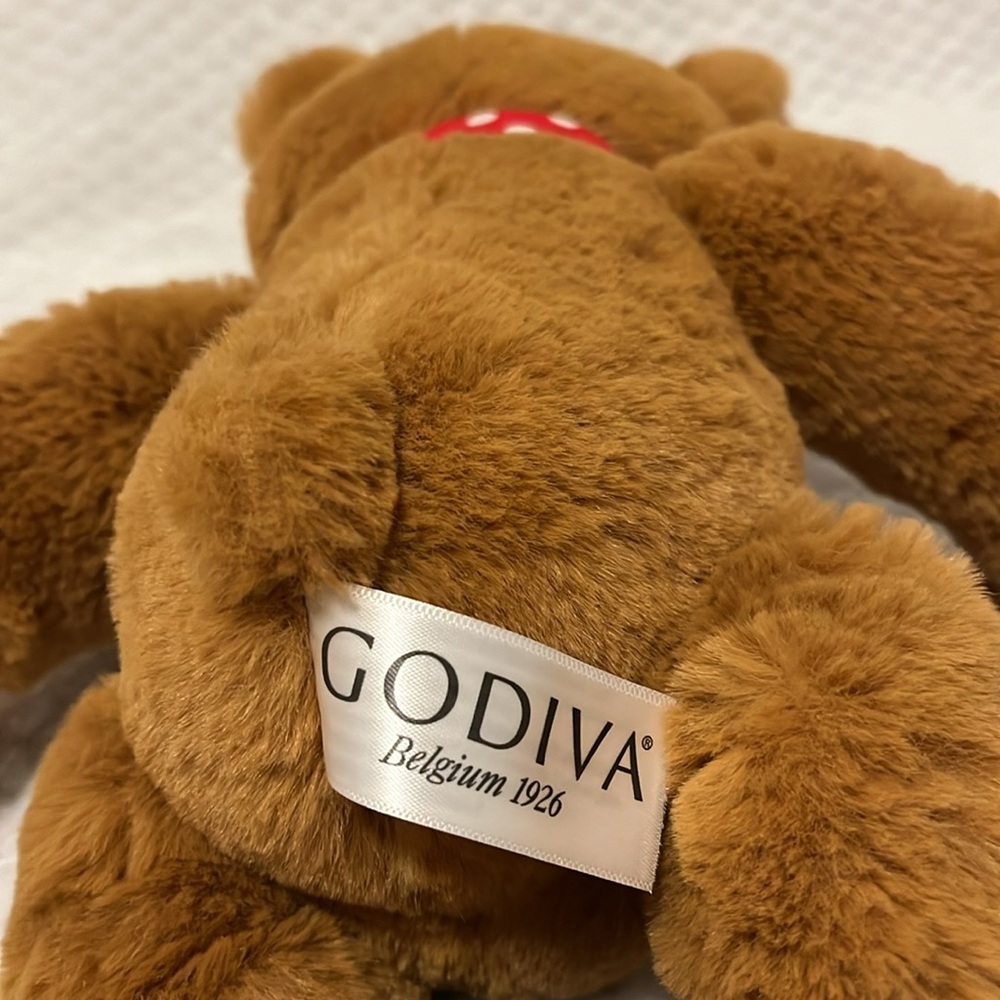 2019 Godiva Collectible Holiday Valentine’s Plush Bear - Picture 6 of 7